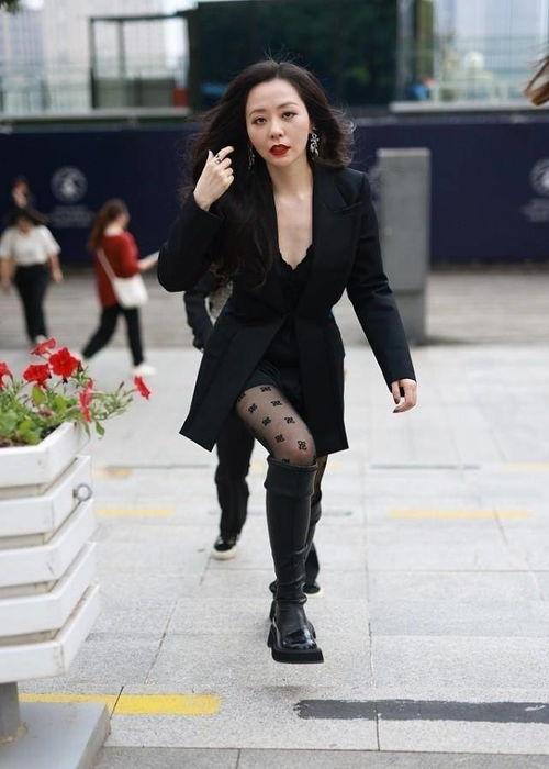 国产黑丝熟女